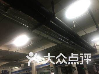 青岛火车站私家车如何停车(青岛火车站有免费停车场吗)