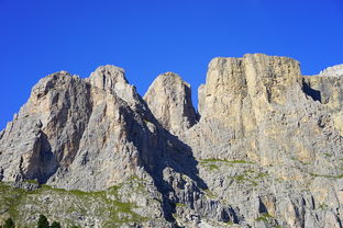 愚公移山——无限风光在险峰，愚公移山作文500字左右