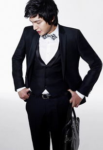 西装革履方显李民浩的长腿绅士新魅力 李民浩代言韩国男士服饰品牌Trugen2010春季广告 