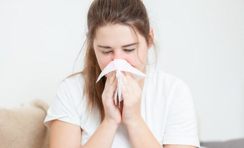 鼻炎和鼻窦炎哪个更严重,鼻炎和鼻窦炎的区别？
