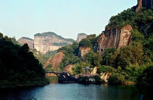 丹霞山旅游攻略 广州到丹霞山旅游攻略 丹霞山门票 丹霞山门票团购 丹霞山阴阳石 