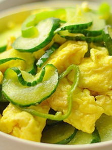 虾仁鸡蛋炒黄瓜的做法,鸡蛋炒黄瓜丝的做法,鸡蛋木耳炒黄瓜的做法