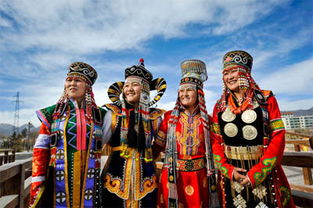 蒙古族服饰源远流长 古老的游牧民族造就了独特的草原文化