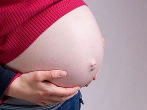 原创孕期这5件事别做了，你觉得舒服，但受到伤害的是宝宝！