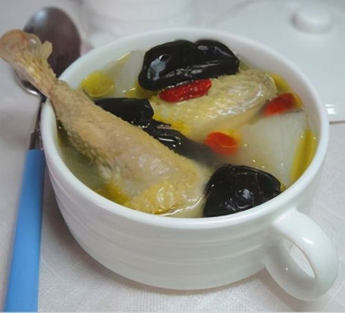 清炖鸡汤的做法 汤色如茶 营养美味