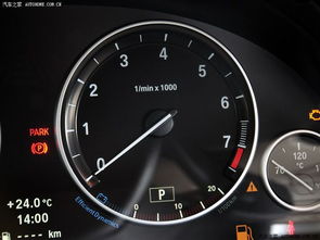 BMW表盘出现1 100km什么意思看图 