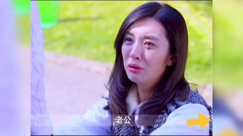 女儿上学第一天妈妈坐在地上哭,女儿一脸嫌弃说丢不丢人 二胎时代 