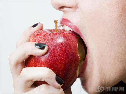 苹果抗癌降糖降血压,但吃起来也有讲究,你会吃苹果了吗