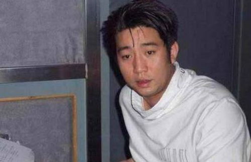 33岁一夜成名,抛下蒋勤勤另外娶妻,47岁丢下妻儿患癌去世