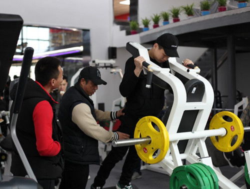北京当健身私人教练需要什么条件 北京中力健身 