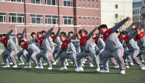 龙井东山实验小学举行队形队列及街舞广播操比赛
