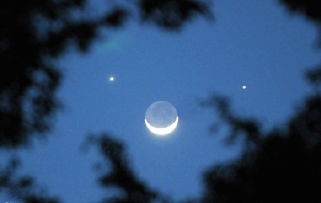 先宁波 日晕 又是双星伴月,是否在预示着什么
