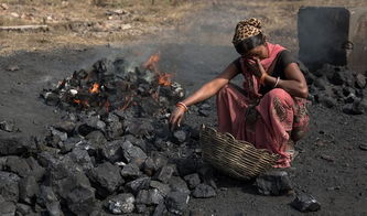 直击在煤矿区谋生的印度人,有煤块捡,孩子就不用上学了