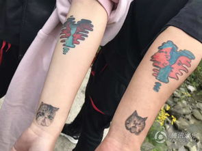 夏梓桐生日吐槽猫纹身像猪与母亲合照神似姐妹 