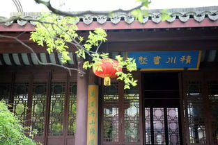 上海周边就有一座保留百年的明清古镇,满满都是江南水乡风韵