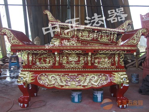 寺庙香樟木供桌定做,道观精雕供桌生产商,铸铁供桌批发