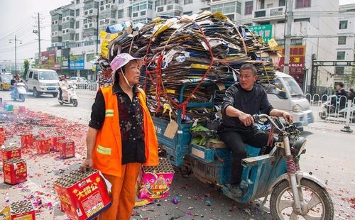 夫妻俩发现收废品 商机 ,没想到却双双获刑,到底是怎么回事