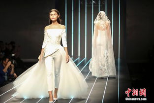 原来婚纱可以这么穿 北京时装秀开启 婚纱革命 