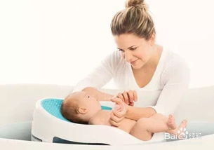 给新生的宝宝洗澡正确的方法 