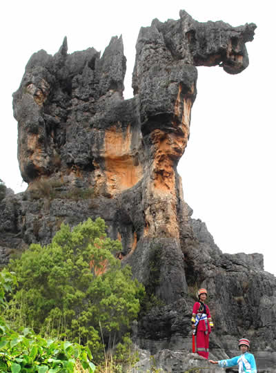 最新专报!黑石林的神秘传说与探险之旅直销货源“烟讯第39660章” - 3 - 680860香烟网