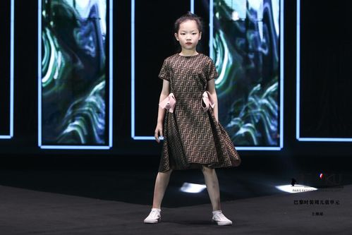 常州潮童星学员荣誉登上2021巴黎时装周儿童单元 上海站