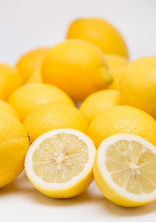 吃柠檬会变白吗 为什么喝柠檬水皮肤反而黑了