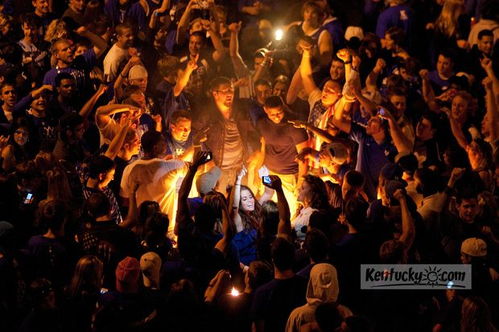 NCAA 肯塔基球迷放火庆祝遭逮捕 