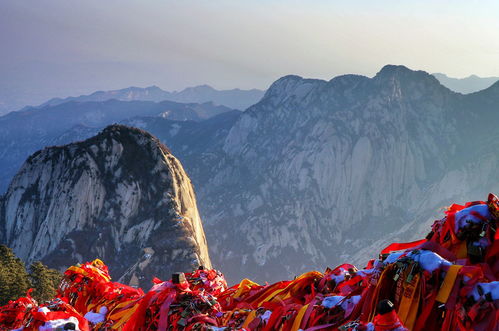 老外最佩服的一座山 自古华山一条路,只要能够登顶华山 