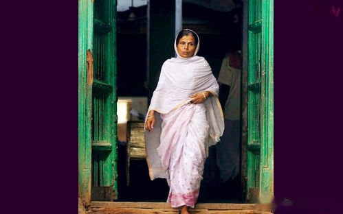 在印度做寡妇有多难 穿衣吃饭发型都受限制,人生命运如进活地狱