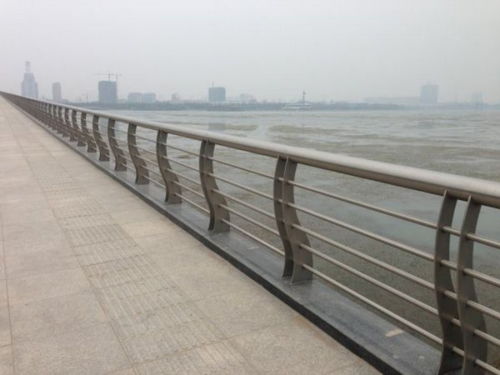 北京桥梁护栏 华企防撞护栏厂家 桥梁防撞护栏 