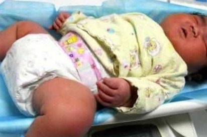 肚子里的胎儿,是怎么测量体重的 新生儿体重多少又最合适呢