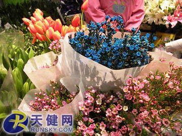 春节偶遇情人节 鲜花市场遭冷遇 