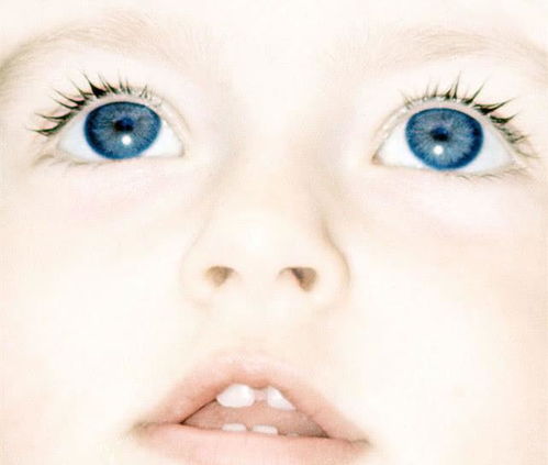 如何让孩子有一双明亮的眼睛 做好以下几点,维护孩子的眼睛健康