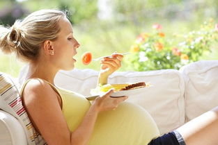 原创这三种食物孕妇睡前不要吃，容易失眠还伤胎儿，一定要管住嘴！