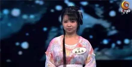 中国诗词大会总决赛武亦姝夺冠 除了看美才女,还能看什么 