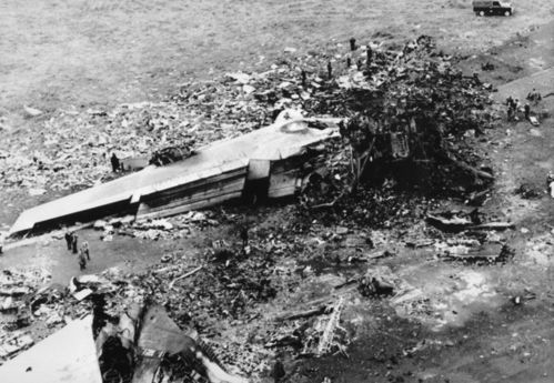 特内里费空难 人类史上伤亡最惨空难,一场浓雾让583人不幸丧生