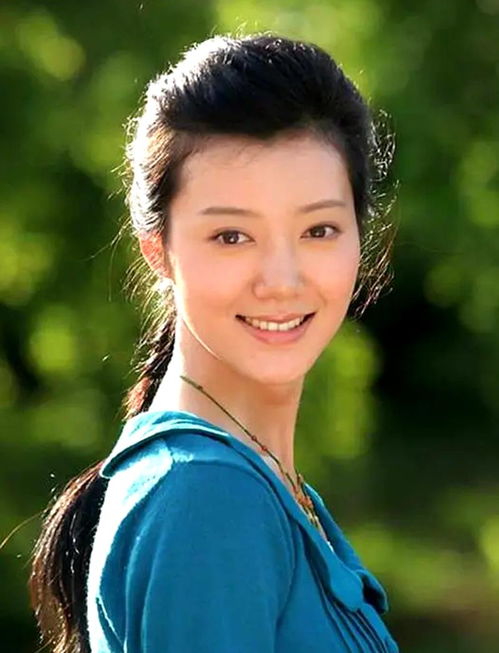 曾是田方银幕妻子,第一代铁梅奶奶,一家都是演艺人,孙女是车晓