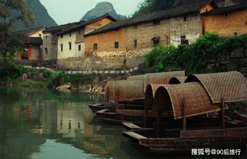 广西有座千年古镇,被称为 小桂林 ,名字由两个姓氏组成