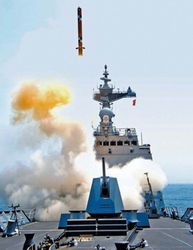 韩国筹备大阅兵 首次公开射程1000公里巡航导弹 