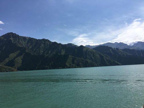 天山天池 成人票 往返区间车天山天池天山天池的景色非常漂亮 池水清 驴妈妈点评 