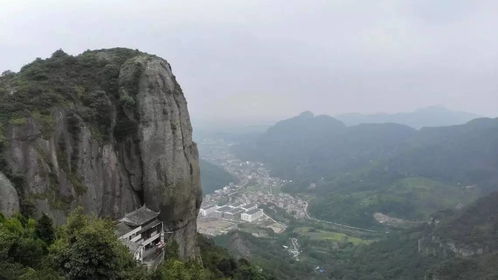 雨中登温州最近的台州景区 方山