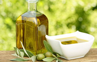 橄榄油的作用 橄榄油有什么功效？能不能长期喝？ 