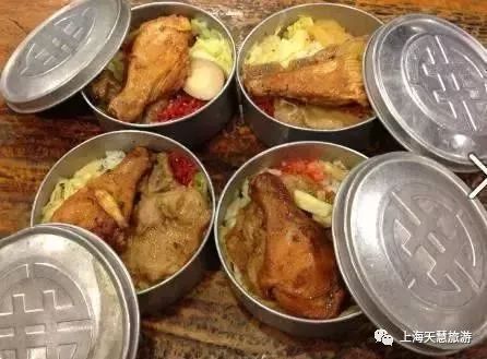 同样是铁路盒饭,台湾铁路画风完全不同