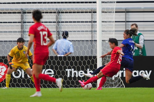 日本女足上半场3-0暂胜西班牙女足