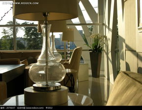 房地产样板间 阳光下大厅的玻璃水瓶台灯图片 2076647 室内设计 