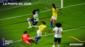 法国队对巴西的世界杯 巴西法国 两国足球比赛的历史