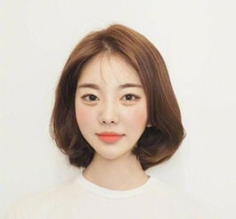 2018最新韩式女生短发发型look 清甜女生必备发型