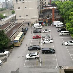 南京四大免费停车场是什么 (南京汉中门大街免费停车场)