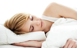 睡觉时身体突然抖一下的原因是什么 深度睡眠和浅度睡眠的区别是什么