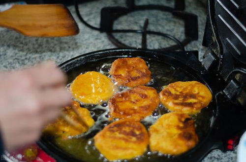 电饼铛的“铛”是读dang还是cheng呢，为啥好多人都叫成电饼cheng(电饼铛这个字怎么读)